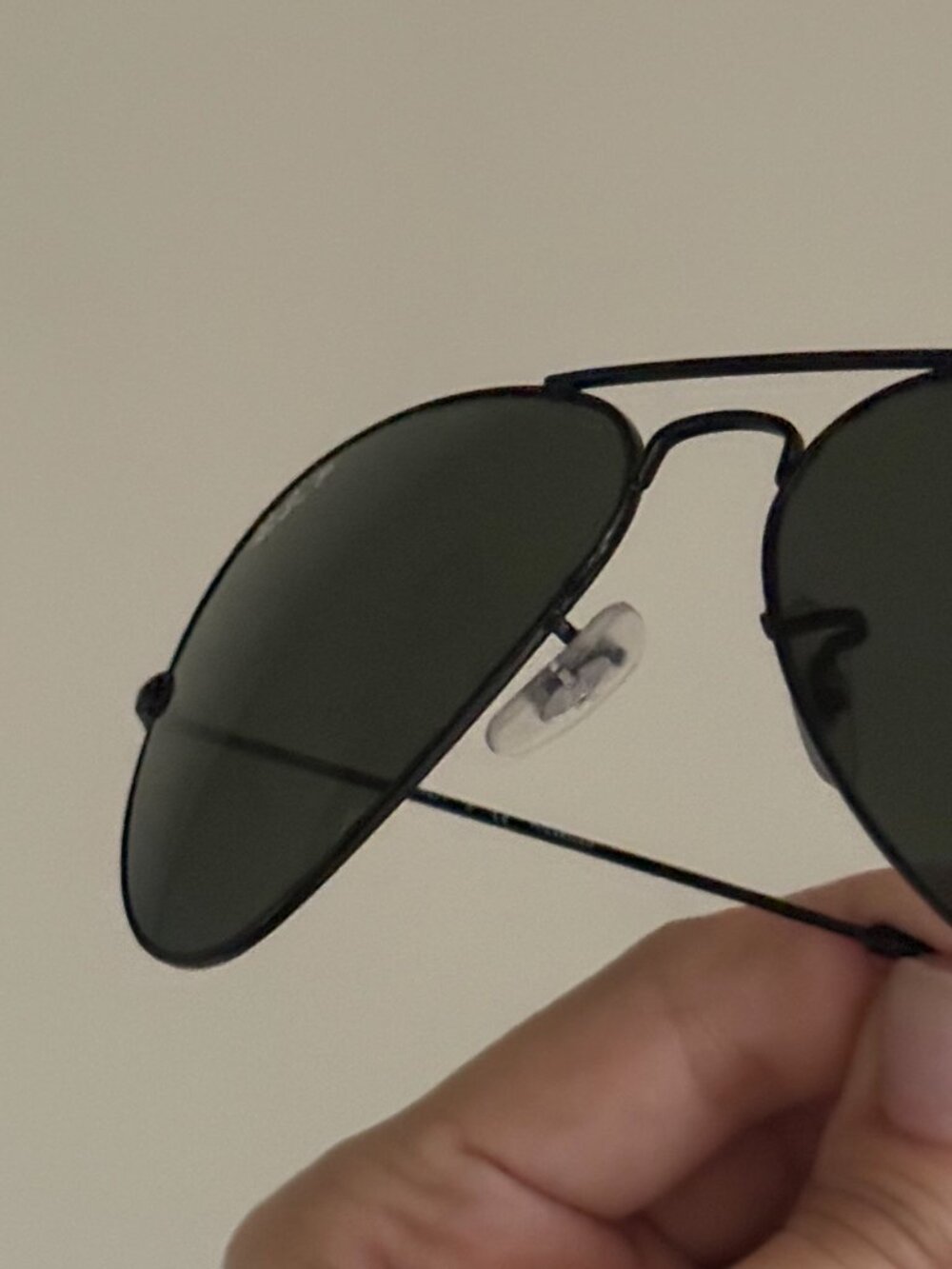 Like New Polarized Ray-Ban Black Aviator Sunglasses With Black Lenses - Picture 4 of 13